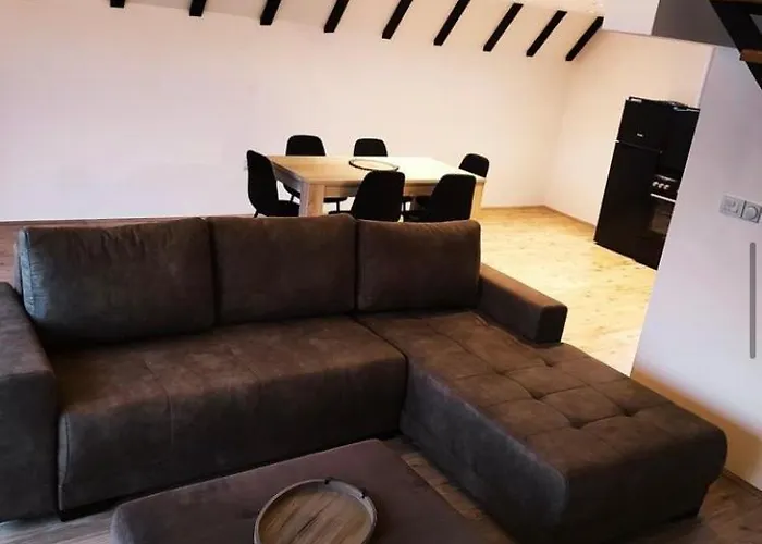 Kucica Na Brdu * Zaječar